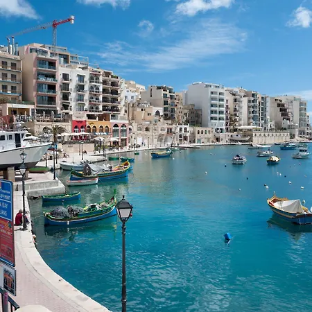 Modern Just Off The Promenade * Sliema