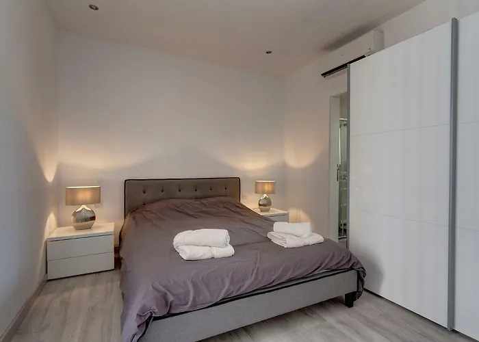 Apartamento Modern Just Off The Promenade Sliema